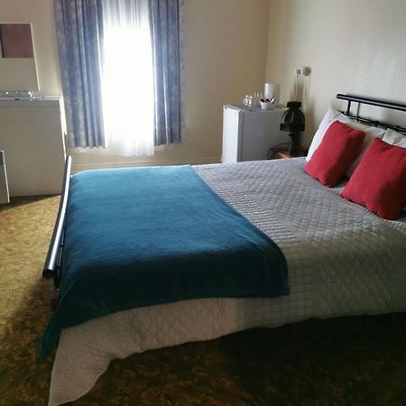 Railton Hotel - Heritage Pub Accommodation 外观 照片